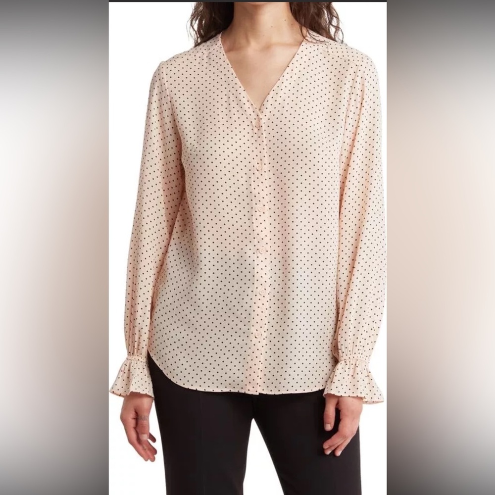 NWT T Tahari Blush Bell sleeves polka dot top